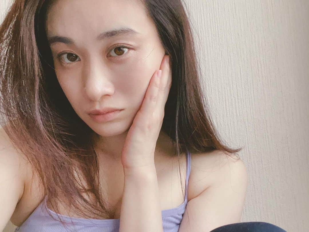 鈴木芳奈さんのインスタグラム写真 - (鈴木芳奈Instagram)「あちいいい🌞」7月17日 17時15分 - tachibana_kanna