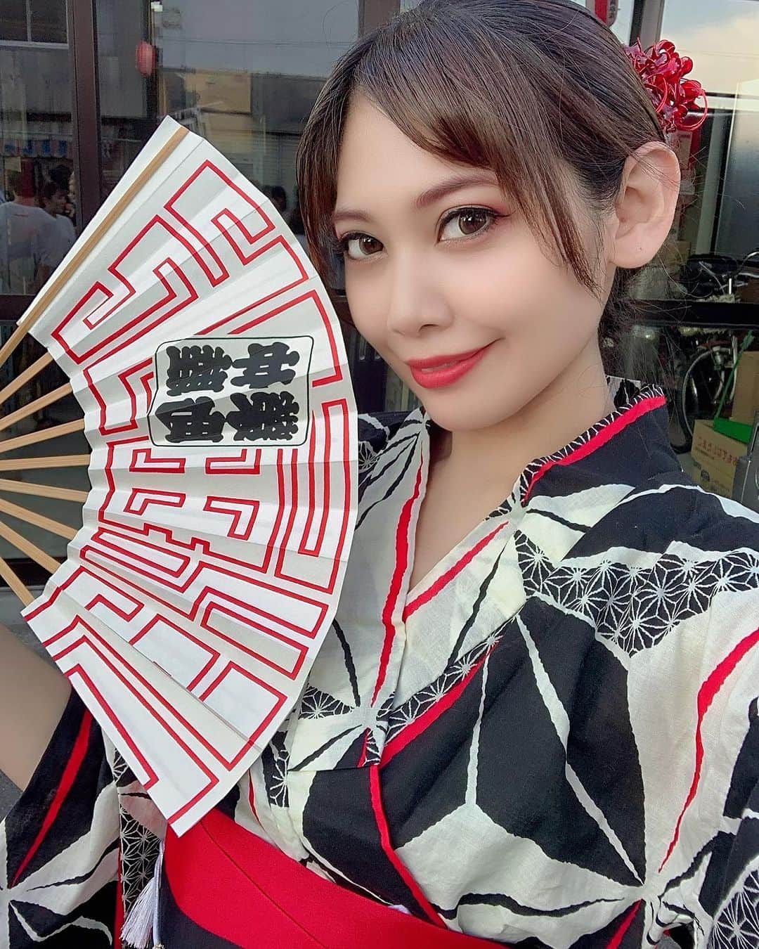 のインスタグラム：「浴衣で参戦  #浴衣 #お祭り」
