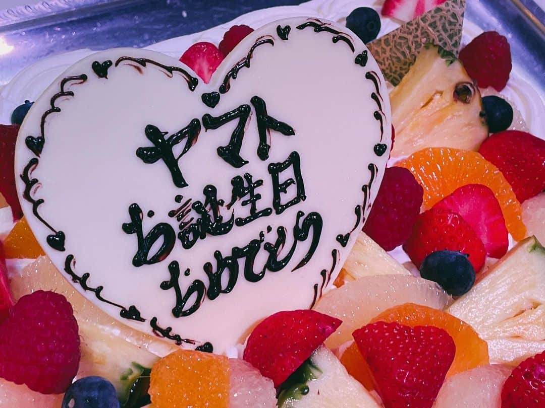 ヤマト（はやぶさ）さんのインスタグラム写真 - (ヤマト（はやぶさ）Instagram)「バースデーイベントにご参加下さった皆様、有難うございました！ 30代直前に、また素晴らしい思い出を作れました。 29歳にやり残しがないようにギリギリまで頑張ります！  #はやぶさ #駿河ヤマト #バースデー #誕生日 #ケーキ」7月17日 17時56分 - hayabusa_y