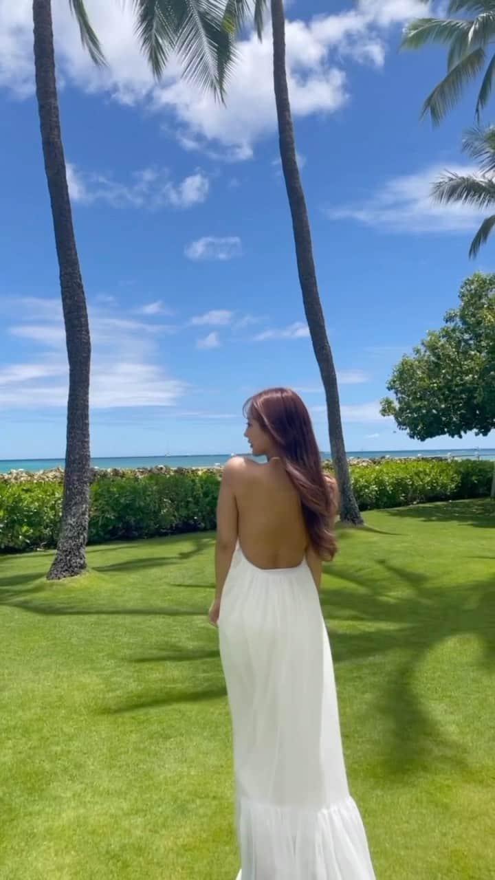 のインスタグラム：「SUNDY MOOD🌈🤍  #hawaii #halekuranihotel #halekuranihawaii #Honolulu#waikiki #sundaybrunch #ハワイ#ハワイ旅行 #ハワイおすすめ」