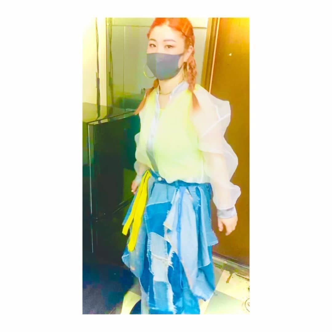 iCasのインスタグラム：「アマちんに作ってもらったパンツ❤️‍🔥❤️‍🔥 衣装にさせてもらってます✌︎✌︎ 天才か〜〜〜‼️  make by @amana_virva」