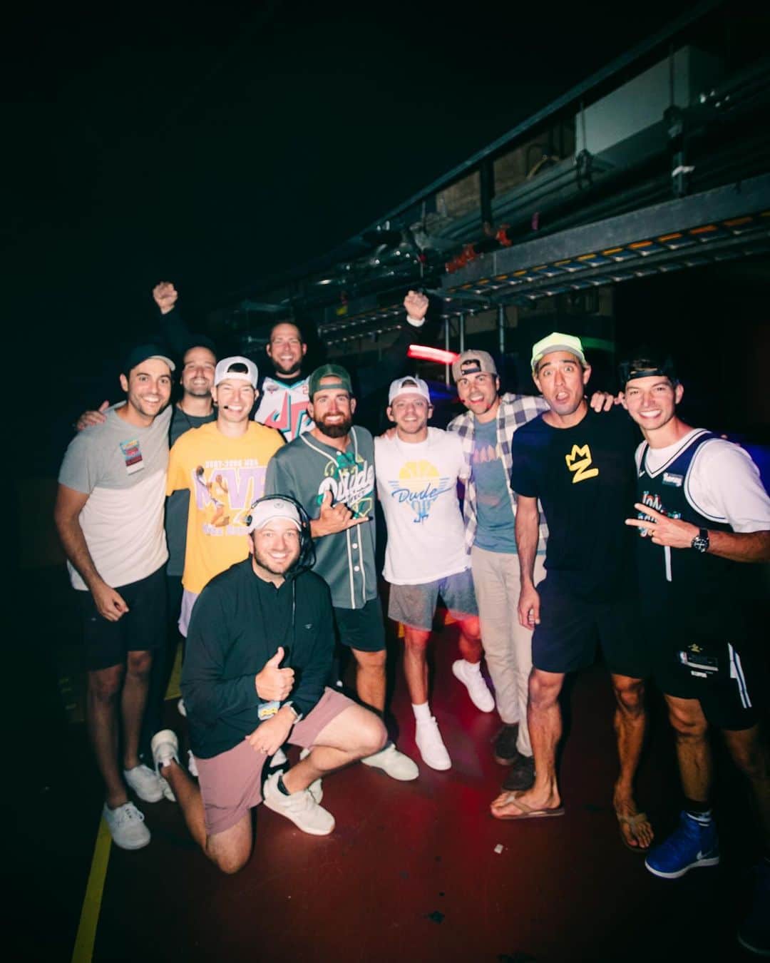 Dude Perfectさんのインスタグラム写真 - (Dude PerfectInstagram)「Time of our LIVES in LA this weekend! 🔥🐼 #pandamoniumtour   HUGE thanks to @markrober & @zachking for jumping on with us for a couple shows! 🙌」7月18日 4時35分 - dudeperfect