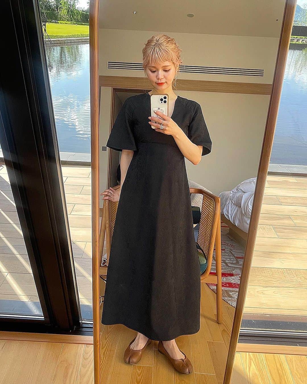 sakincho1028のインスタグラム：「たまには真っ黒な日。👗🖤 7月8月9月のご予約受け付けてます、ご連絡お待ちしております🌼可愛い夏ヘアにさせてください🌻 今年は浴衣のセットも多くて嬉しいなぁ〜🫡」