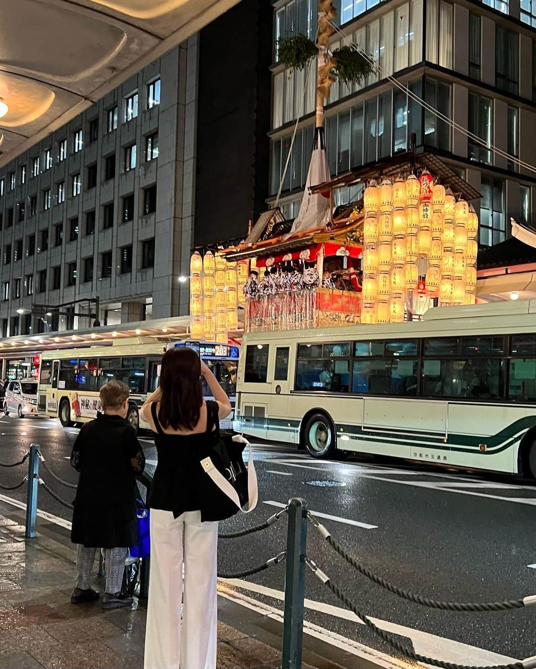 久間田琳加さんのインスタグラム写真 - (久間田琳加Instagram)「京都最高🍵♡ ちょうど山鉾建てのときに行きました🫶🏻」7月17日 20時45分 - rinka_kumada0223