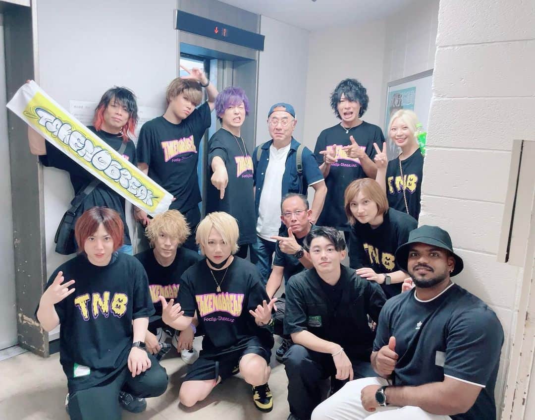 YOMIのインスタグラム：「TAKE NO BREAK 7月17日　淳 birthday LIVE 2023 メンバースタッフチーム、来てくれた皆本当にありがとうございました！ 最高でした✨」