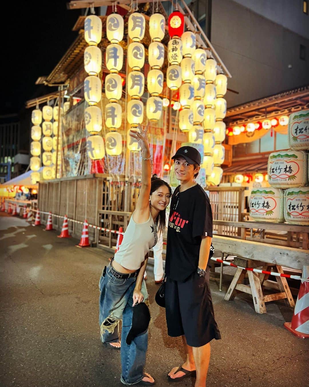 大倉士門さんのインスタグラム写真 - (大倉士門Instagram)「京都は祇園祭シーズン🏮☀️ 今年も2人で京都帰って、参戦😊🔥 ようやく夏が始まった！って感じで 最高に幸せな日でした〜！！🏃‍♂️ 京都に生まれてほんまによかった。」7月17日 21時22分 - shimonsmile