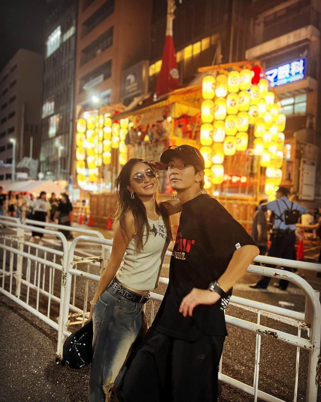 大倉士門さんのインスタグラム写真 - (大倉士門Instagram)「京都は祇園祭シーズン🏮☀️ 今年も2人で京都帰って、参戦😊🔥 ようやく夏が始まった！って感じで 最高に幸せな日でした〜！！🏃‍♂️ 京都に生まれてほんまによかった。」7月17日 21時22分 - shimonsmile