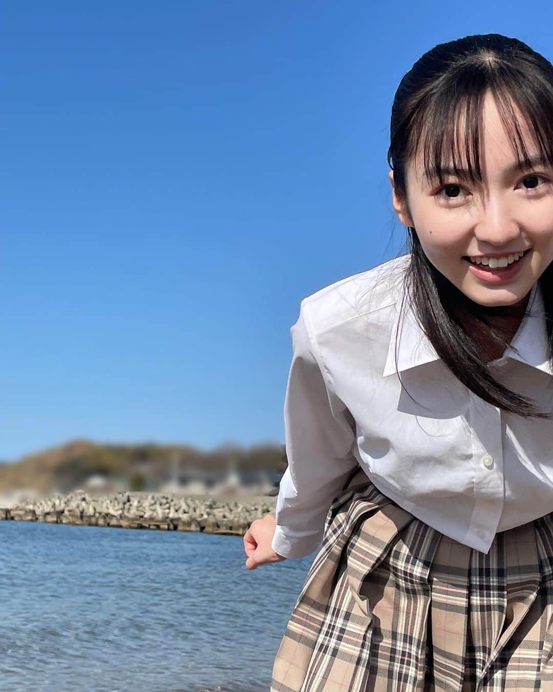 山本紗衣のインスタグラム：「＊ #海の日  #jk #fjk #青空 #海  #山本紗衣」