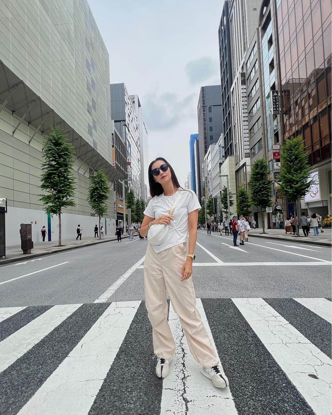 西原有紀のインスタグラム：「ℍ𝕆𝕂𝕆𝕋𝔼ℕ🤍  ✴︎ ✴︎ ✴︎  猛暑続きと天候も安定しませんが、みなさん、お気をつけ下さい🙇‍♀️」