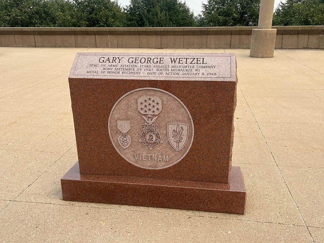 ロバート・パトリックさんのインスタグラム写真 - (ロバート・パトリックInstagram)「Milwaukee County War Memorial Center! #medalofhonor」7月17日 21時41分 - ripfighter