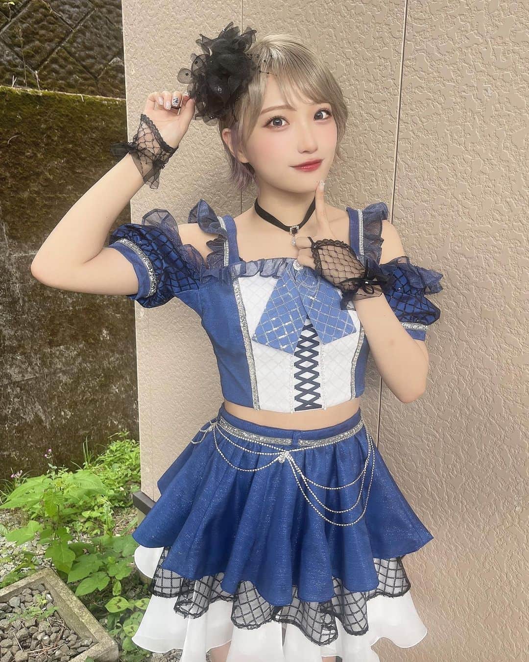 東條ゆりあのインスタグラム：「新衣装好きなとこ教えて？」