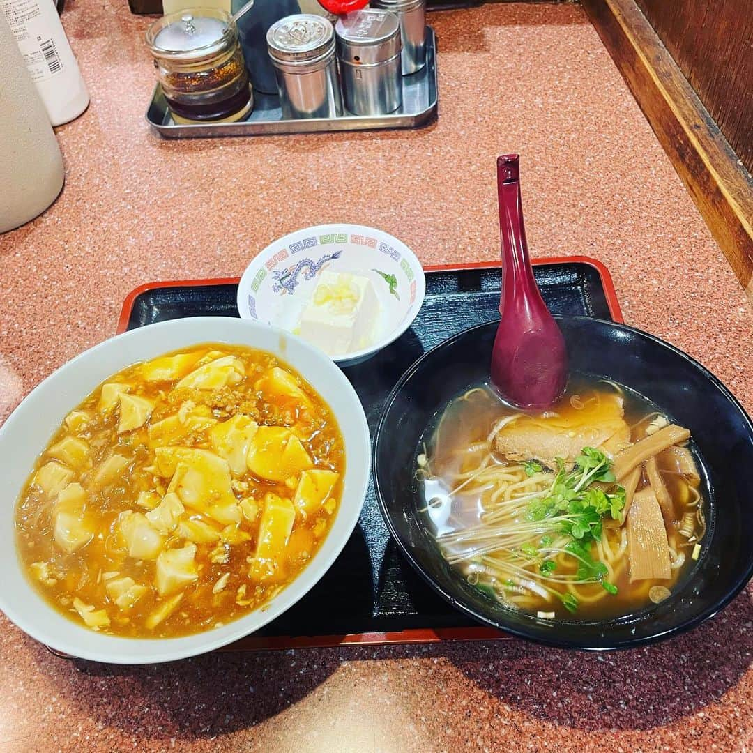 Q太郎さんのインスタグラム写真 - (Q太郎Instagram)「#さいたま市#浦和区#elan#エラン#仕事前に#食事#中華#町中華#麻婆丼セット#3個餃子」7月17日 22時14分 - qtaro.jun