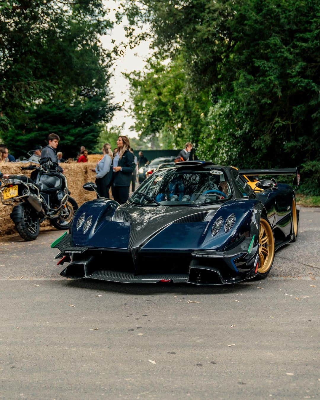 CarsWithoutLimitsさんのインスタグラム写真 - (CarsWithoutLimitsInstagram)「Some of our favourite cars from @fosgoodwood this past week.   📸 @masterkrishan   #carswithoutlimits #goodwood #goodwoodfestivalofspeed #goodwoodfos #hypercars」7月17日 22時15分 - carswithoutlimits