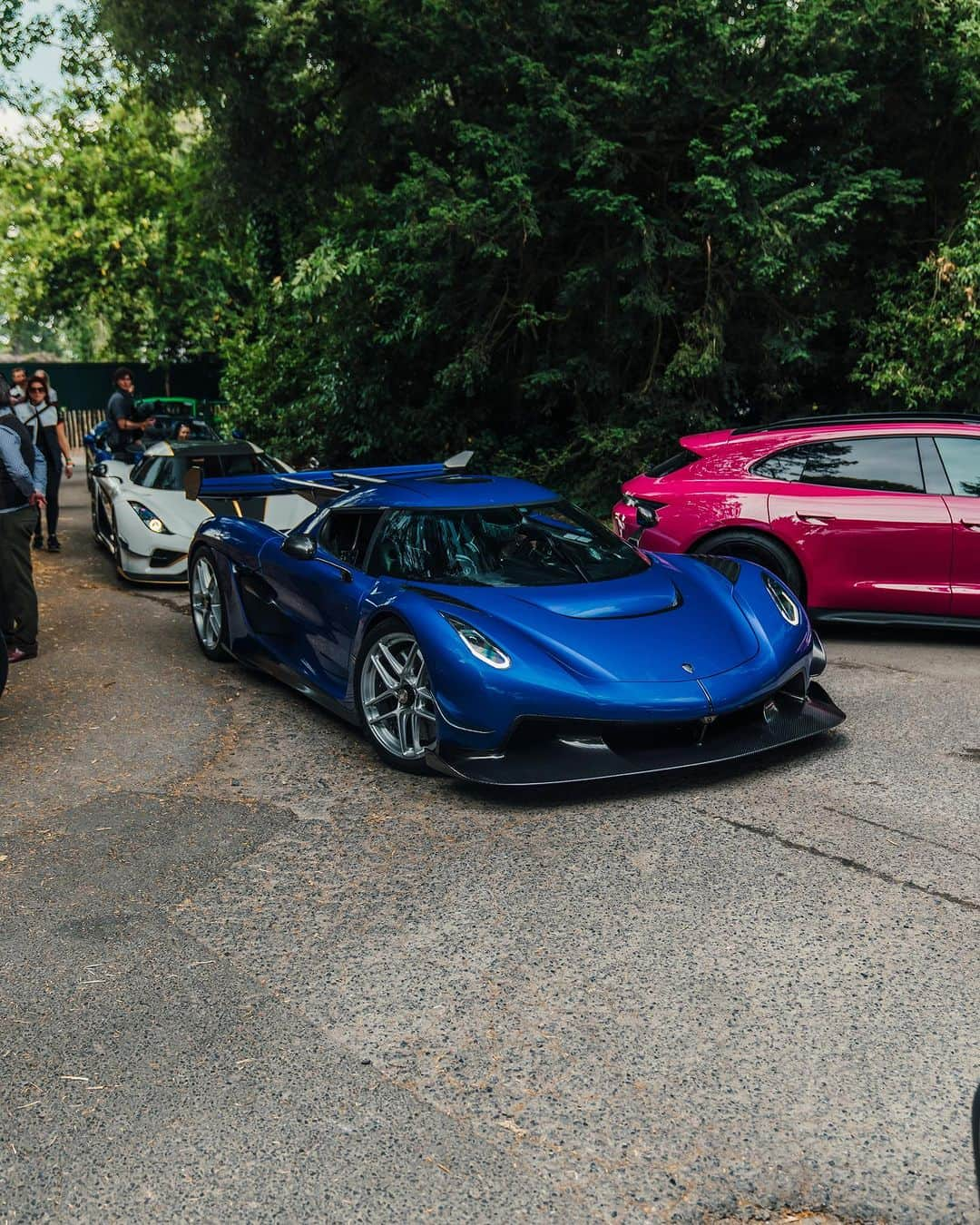 CarsWithoutLimitsさんのインスタグラム写真 - (CarsWithoutLimitsInstagram)「Some of our favourite cars from @fosgoodwood this past week.   📸 @masterkrishan   #carswithoutlimits #goodwood #goodwoodfestivalofspeed #goodwoodfos #hypercars」7月17日 22時15分 - carswithoutlimits