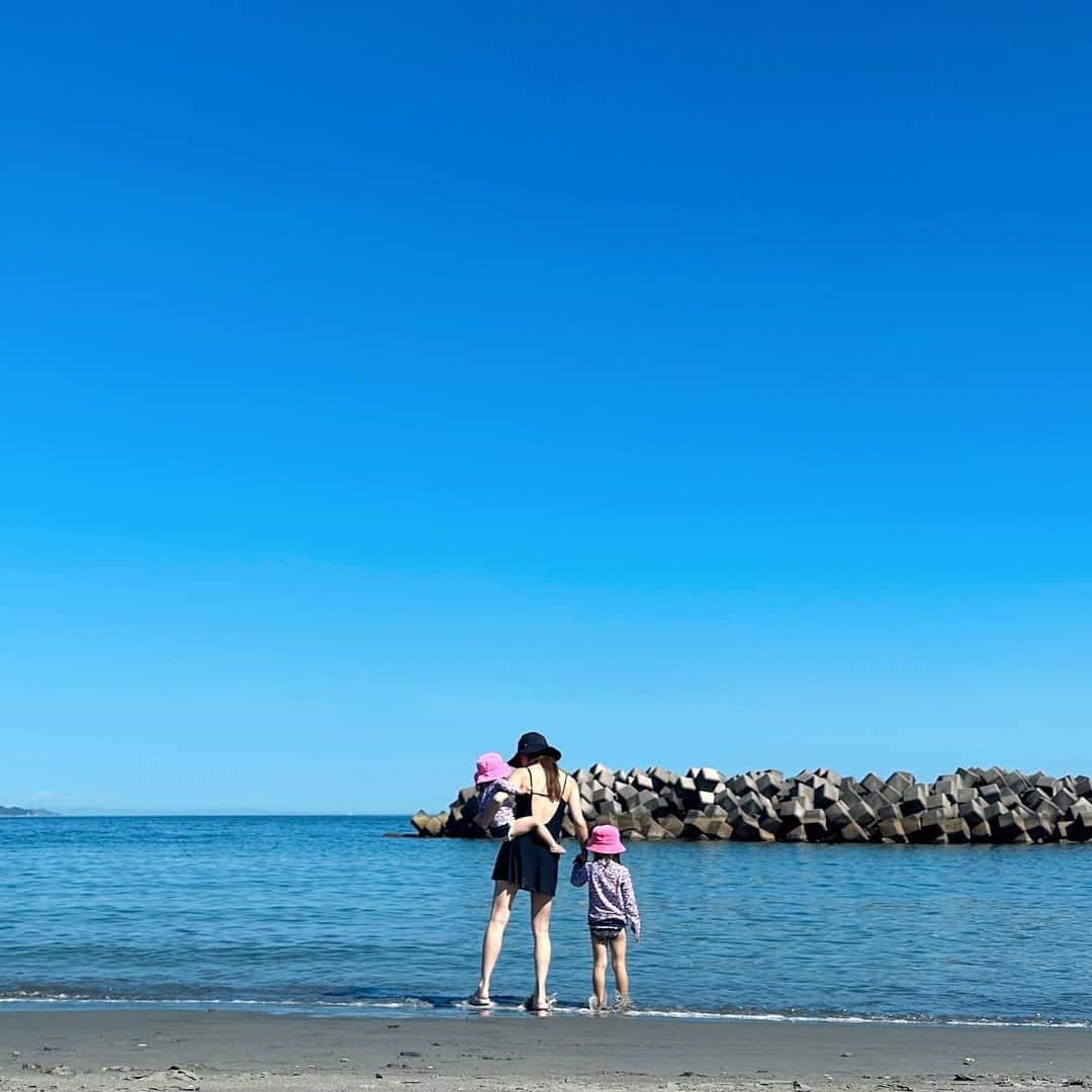 丸高愛実のインスタグラム：「海の日🏖️☀️💓  #海の日 #柿谷家」