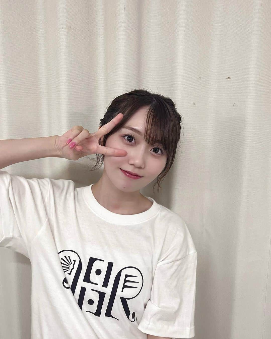 矢久保美緒のインスタグラム：「❤︎  🤍🐇🖤  #乃木坂46 #矢久保美緒 #miogram」