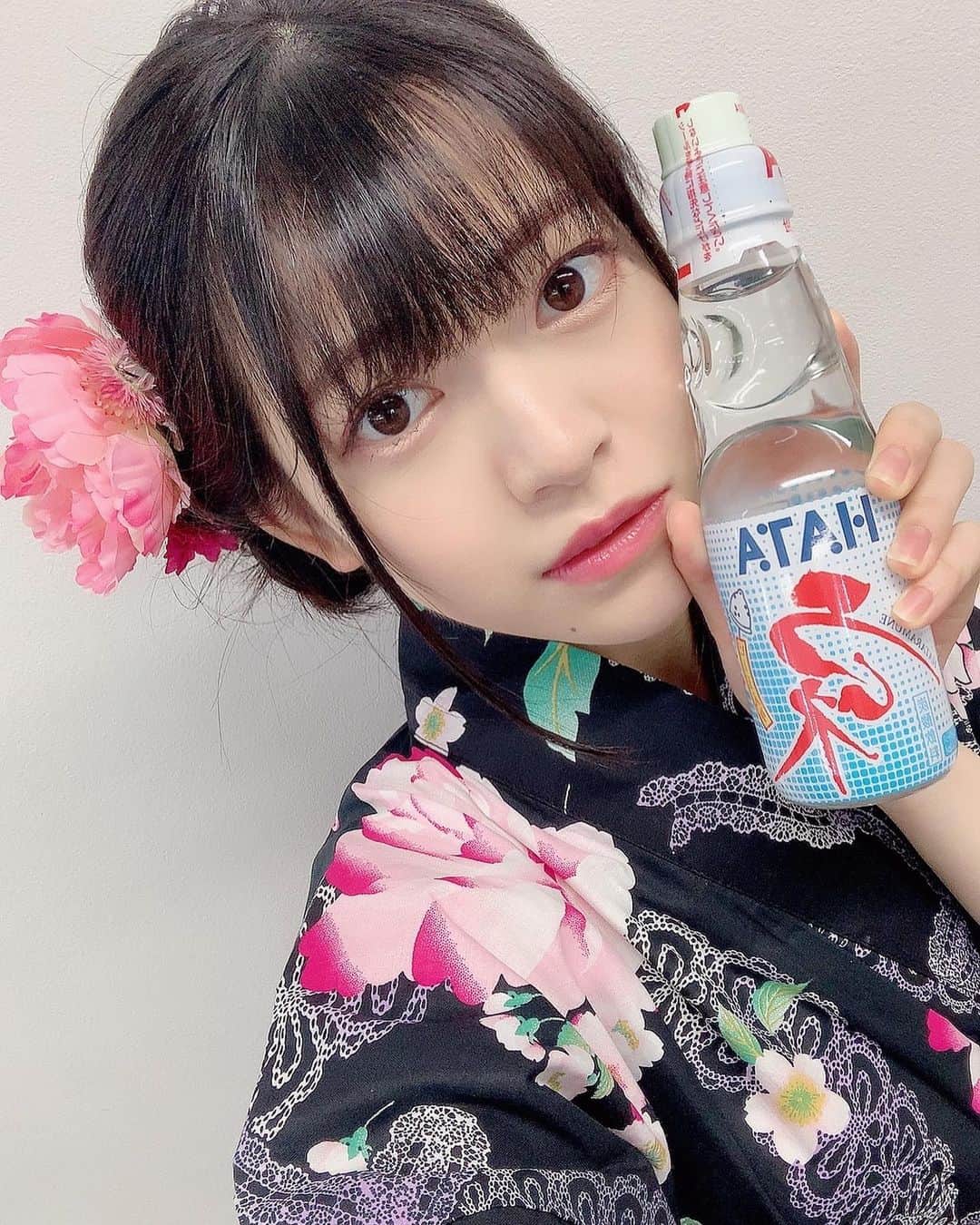 高岡薫さんのインスタグラム写真 - (高岡薫Instagram)「朗読劇舞台『永久保貴一の極めて怖い話』2023、無事終了いたしました！ 初めての朗読劇でとても緊張致しましたが、1日中怖い話にどっぷりと使ってとてもひんやりとした1日でした🕯来てくださった方、配信でご覧くださった方、ありがとうございました！アーカイブもあるので是非🕯  フラワースタンド、ありがとうございました✨  #朗読劇 #永久保貴一の極めて怖い話 #極めて怖い話2023 #怪談 #浅草花劇場」7月17日 22時56分 - kaorumba1129