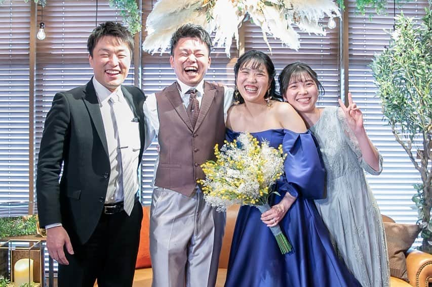 フォーチュン イン ザ テラス ≪新潟県新潟市：結婚式場≫さんのインスタグラム写真 - (フォーチュン イン ザ テラス ≪新潟県新潟市：結婚式場≫Instagram)「. ゲストの皆様に見守られ 沢山の笑顔で溢れる結婚式 ・ ・ おふたりの表情も ゲストの皆様の表情も 幸せに溢れてます🍀」7月17日 23時13分 - fortune_wedding