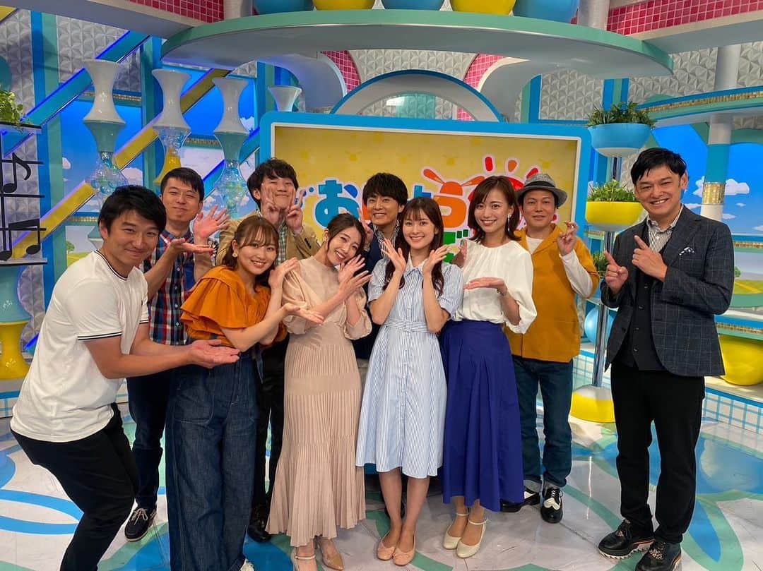 北條瑛祐さんのインスタグラム写真 - (北條瑛祐Instagram)「7.17  今月からスタートの「おはよう朝日です祝日版」 本日の海の日に初回放送でした！ ご覧いただきありがとうございました😊 　 月曜日の前半MC担当をしています！ おは土メンバーが多い中で平日代表(?)なのかもしれません🐰 今後ともおは朝・おは土・おは祝をよろしくお願いします！！  #ABCテレビ #おは朝 #おは土 #おは祝 #海の日 #1枚目と2枚目の角度と表情が同じ過ぎて貼り付けたみたい」7月17日 23時51分 - eisukehojo_abc