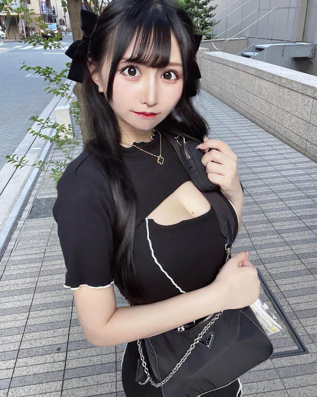 のインスタグラム：「このリボン、ジスちゃんみたいで可愛い🎀  . .  #粉我 #アイドル #地下アイドル #f4f #followforfollowback #follow4like #いいね返し #japanesegirl #自撮り #神凪星七 #自発ください #コスプレ #コスプレイヤー #水着 #グラビア #likeforlike #instagood #量産 #followme #cosplay #cosplaygirl #idol #メイドカフェ #maid #japanesegirl #コンカフェ #偶像 #グラビア #被写体 #被写体なります #撮影会 #撮影会モデル」