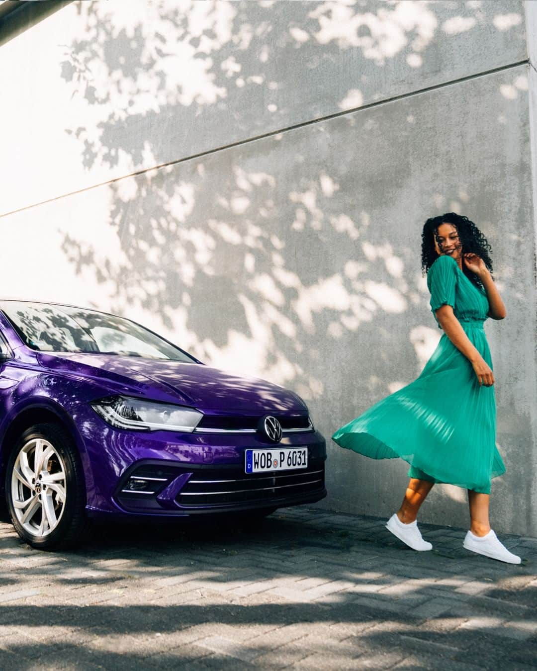 フォルクスワーゲンさんのインスタグラム写真 - (フォルクスワーゲンInstagram)「A car that makes you smile.💜 #streetstyle #design #enjoy #vwpolo #volkswagen #vw  The vehicle displayed shows optional equipment.」7月18日 0時08分 - volkswagen