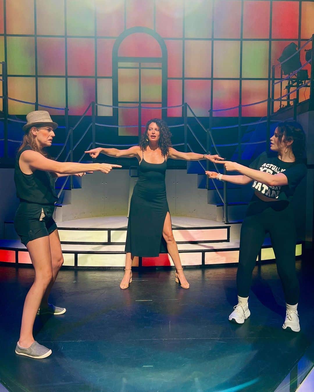 リンジー・ピアースのインスタグラム：「Keeping the TiStaniques fed one Elphaba at a time. #TITANIQUE」