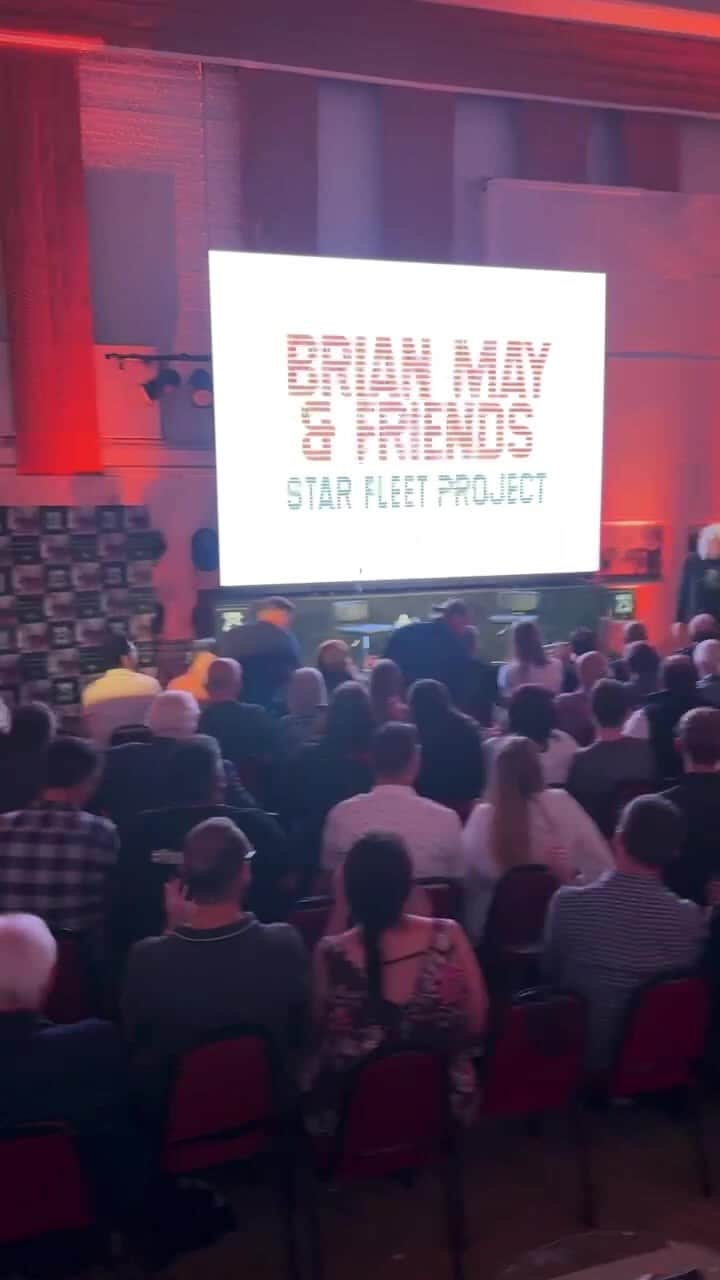 のインスタグラム：「End of the Star Fleet launch ! Bri」