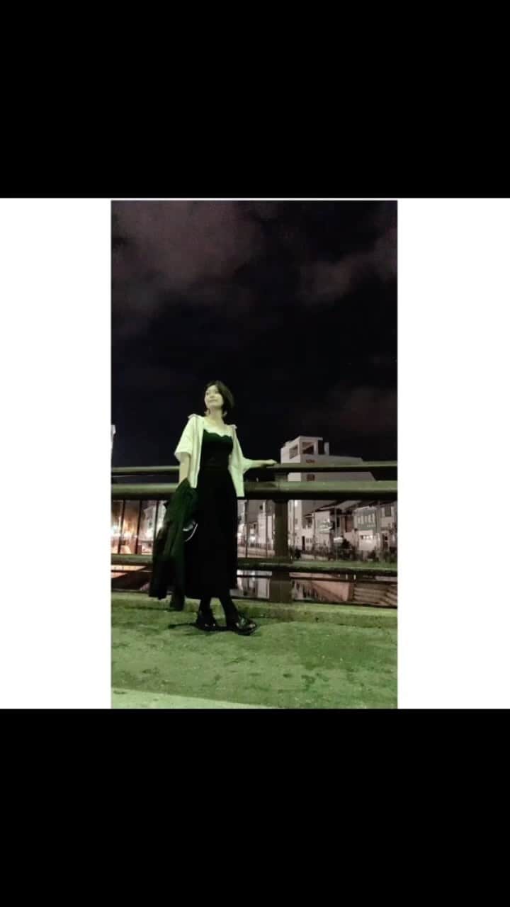 平田裕香のインスタグラム：「撮影　@miokadoshima.official  日向未来ちゃんと。  コロナ禍前の舞台幽☆遊☆白書　オフ日のプチ観光　in福岡と大阪ぎ1枚。  リズちゃんは結婚のあれこれで参加できず  #舞台幽白」