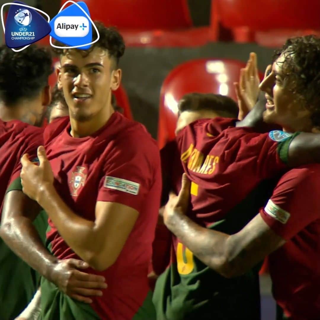 UEFA.comのインスタグラム：「⭐️ U21 EURO Goal of the Tournament ⚽️ The results are in... 🥁  #U21GOTT @alipayplus」