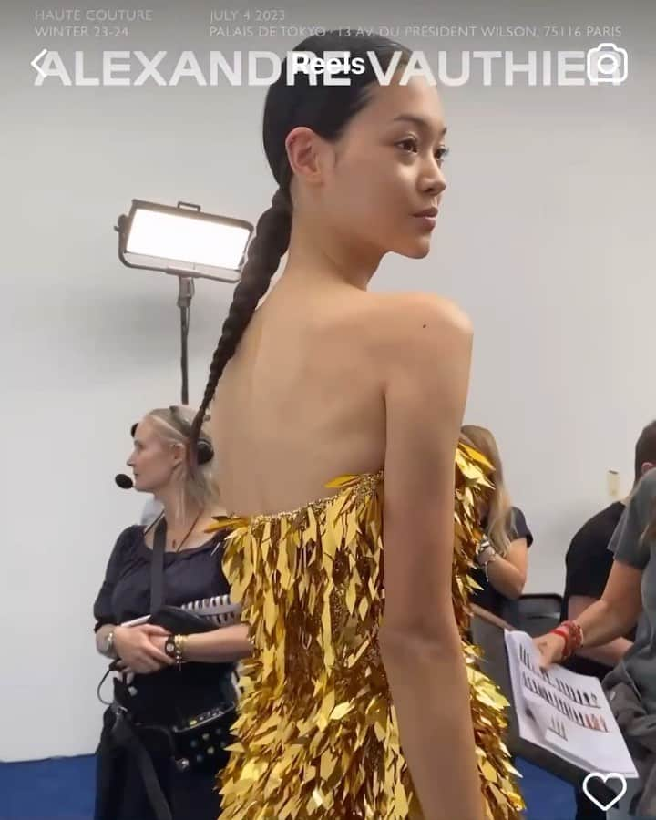 美佳（Mika）のインスタグラム：「Thank you @alexandrevauthier for letting me close your show in this magical sparkly dress ✨ @cococasting @charlottecolletcollet @sammcknight1 @lisabutlermua」