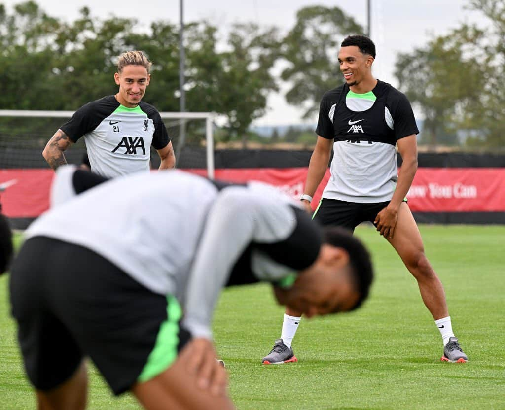 トレント・アレクサンダー＝アーノルドのインスタグラム：「Liverpool FC pre-season training in Germany (17-07-2023) 🔴📷: Andrew Powell for Liverpool FC 🔴 @trentarnold66 🔴   Tags ignore: #trentarnold #TAA66 #team66 #trentalexanderarnold #team66 #trentalexander  #milner #hendo #gerrard #diogojota #liverpool #lfc #salah #robertson #vandijk #gakpo #luisdiaz #alemac #thiago #matip #gakpo  #tsimikas #football  #l4l #f4f #lfl」