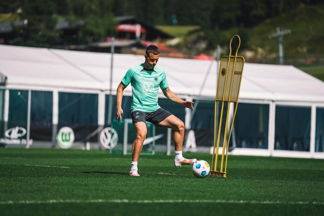 ヤニック・ゲルハルトさんのインスタグラム写真 - (ヤニック・ゲルハルトInstagram)「Preseason ⚽️🏞️」7月18日 3時50分 - yannickgerhardt