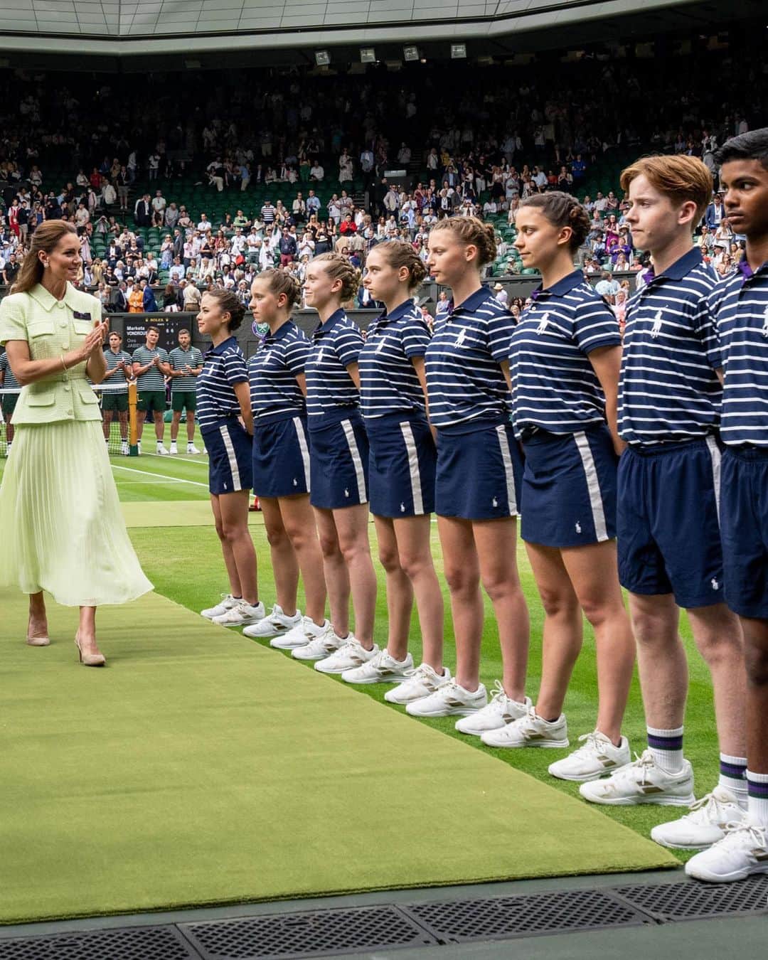 Polo Ralph Laurenさんのインスタグラム写真 - (Polo Ralph LaurenInstagram)「A day of celebrations and the #Wimbledon final.  As the Official Outfitter of The Championships, #RalphLauren is proud to design the uniforms for all on-court officials, including the highly skilled ballpersons.   #RalphLauren #RLTennis」7月18日 4時00分 - poloralphlauren