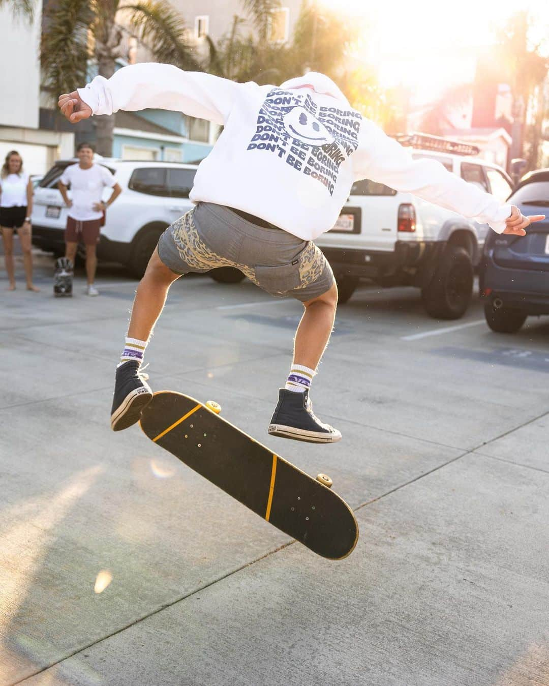 Samuel Lippkeさんのインスタグラム写真 - (Samuel LippkeInstagram)「Had fun photographing @dontbeboring.inc first campaign shoot. Perfect Southern California summer nights. #dontbeboring」8月16日 8時20分 - samuel.lippke