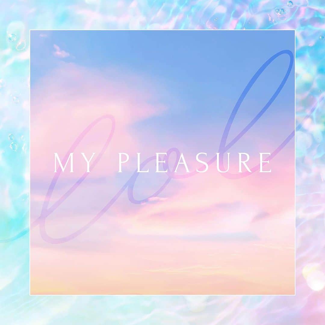 lolのインスタグラム：「. 🩷‥❤️‥💛‥💚‥💙  　「MY PLEASURE」  　  配信リリース！  🩷‥❤️‥💛‥💚‥💙  🔗Download & Streaming https://lol-jp.lnk.to/MY_PLEASURE  歌詞もアップしますので、 是非歌詞を読みながら聴いてみてくださいね☺️  #lol_MYPLEASURE #キミと歩いてくMypleasure #lol #エルオーエル #歌詞見たいというお声があったので載せました #たくさん聴いてね」