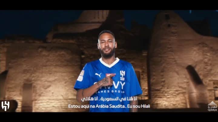 ネイマールのインスタグラム：「“I am here in Saudi Arabia, i am HILALI 💙”  #AlHilal .  ‎🎬 “O talento maravilhoso… que atrai a atenção de todos” ⁦‪@neymarjr‬⁩ 💙  ‎⁧‫#نيمار_هلالي‬⁩  ‎⁧‫#الهلال‬⁩」