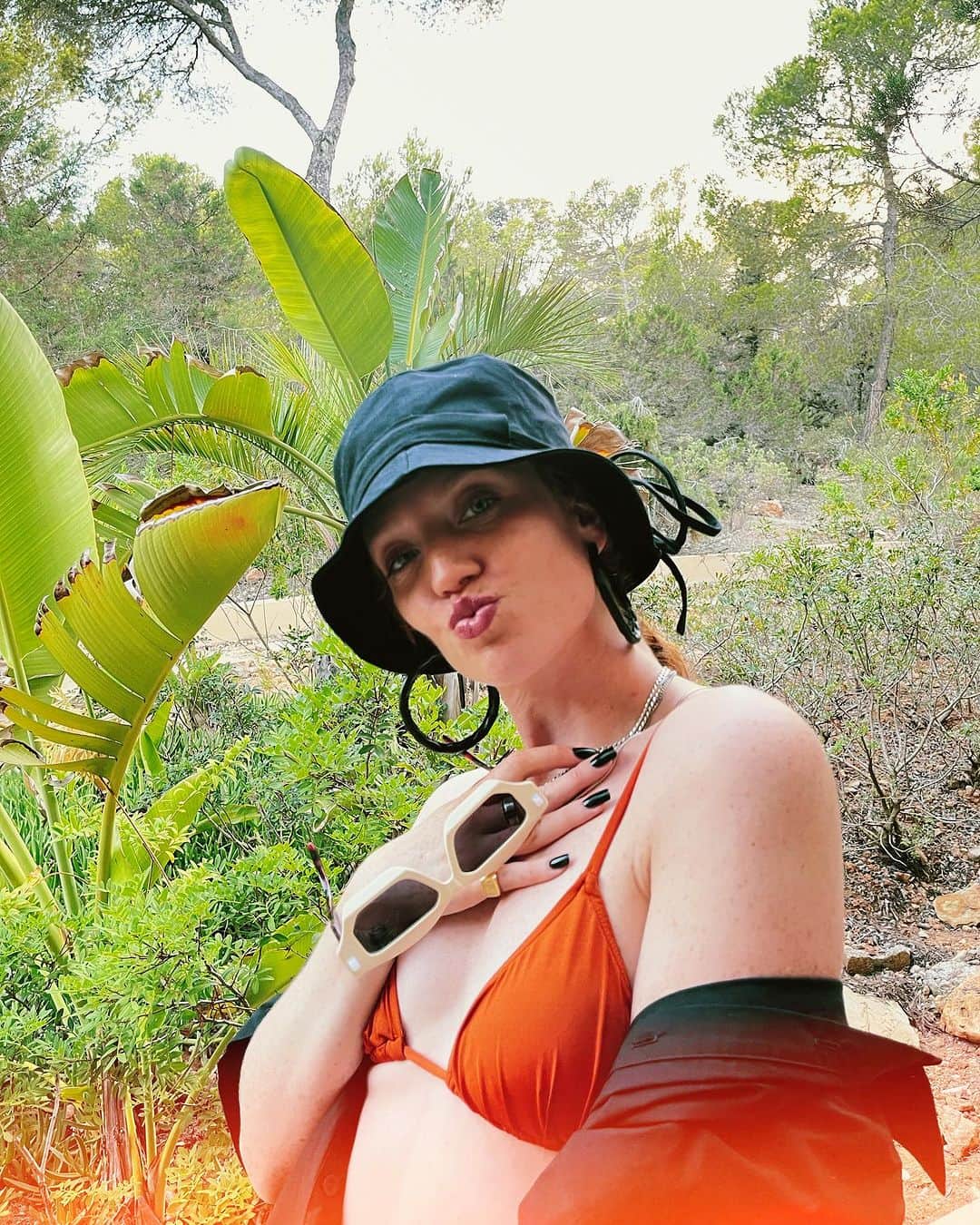 ジェス・グリンのインスタグラム：「On the Island」