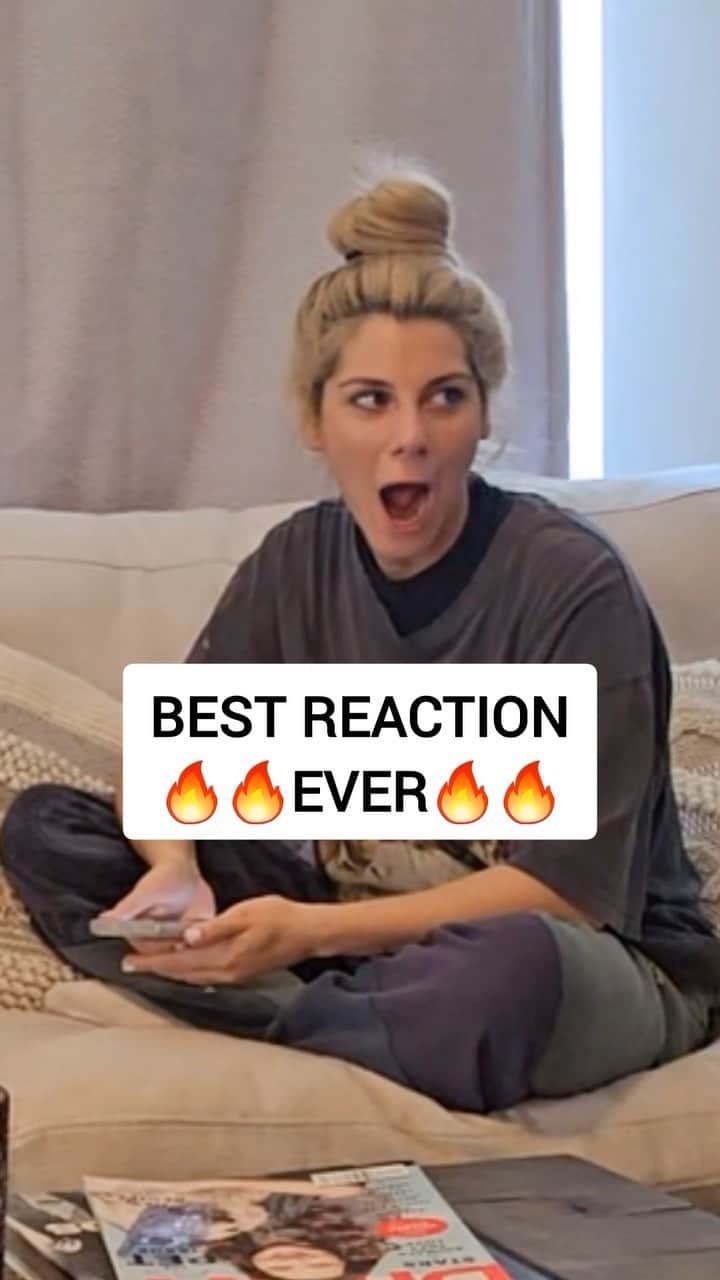 のインスタグラム：「Got @jax GOOD w my #remix of song! ✅ what ya think ⁉️ #surprise #reaction」