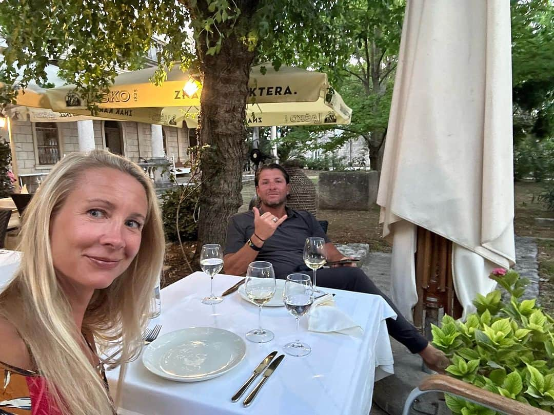 トニー・アゼベドさんのインスタグラム写真 - (トニー・アゼベドInstagram)「We got a date night!」8月16日 3時11分 - tonyazevedo8