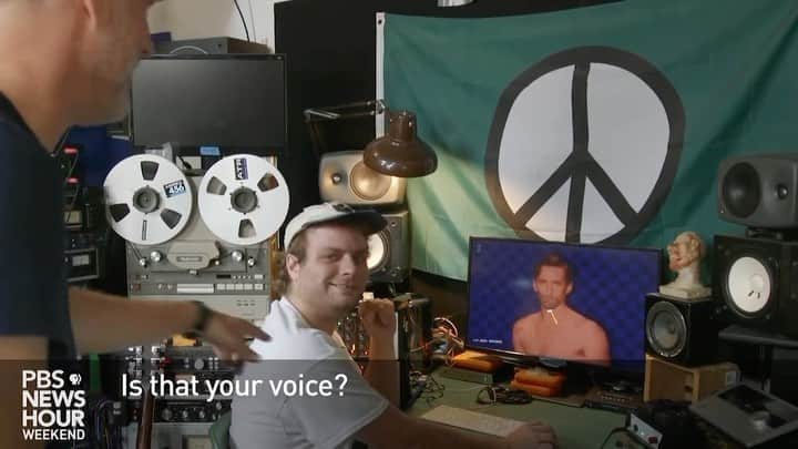 トム・リントンのインスタグラム：「Mac DeMarco made his own video game called Shave Me. Haha!」