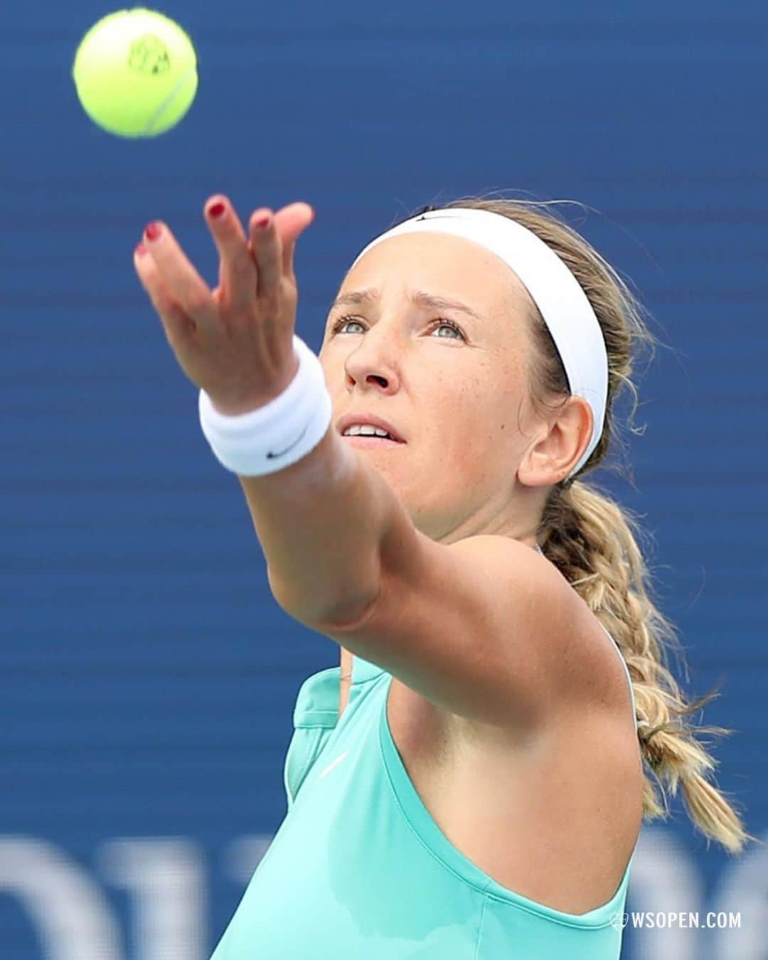 ビクトリア・アザレンカさんのインスタグラム写真 - (ビクトリア・アザレンカInstagram)「The 2x champ @vichka35 advances to R2 💪.   #CincyTennis」8月16日 4時33分 - vichka35