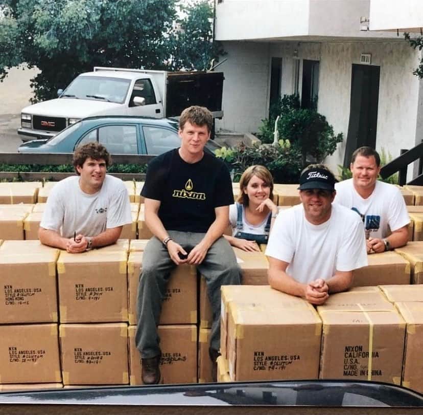 のインスタグラム：「25 years ago today, the first #Nixon order was shipped.   Thank you to every shop, customer, team rider, and friend of the brand for the continuous support.   We can’t wait to share what we have planned for the future.   📸 @selema」