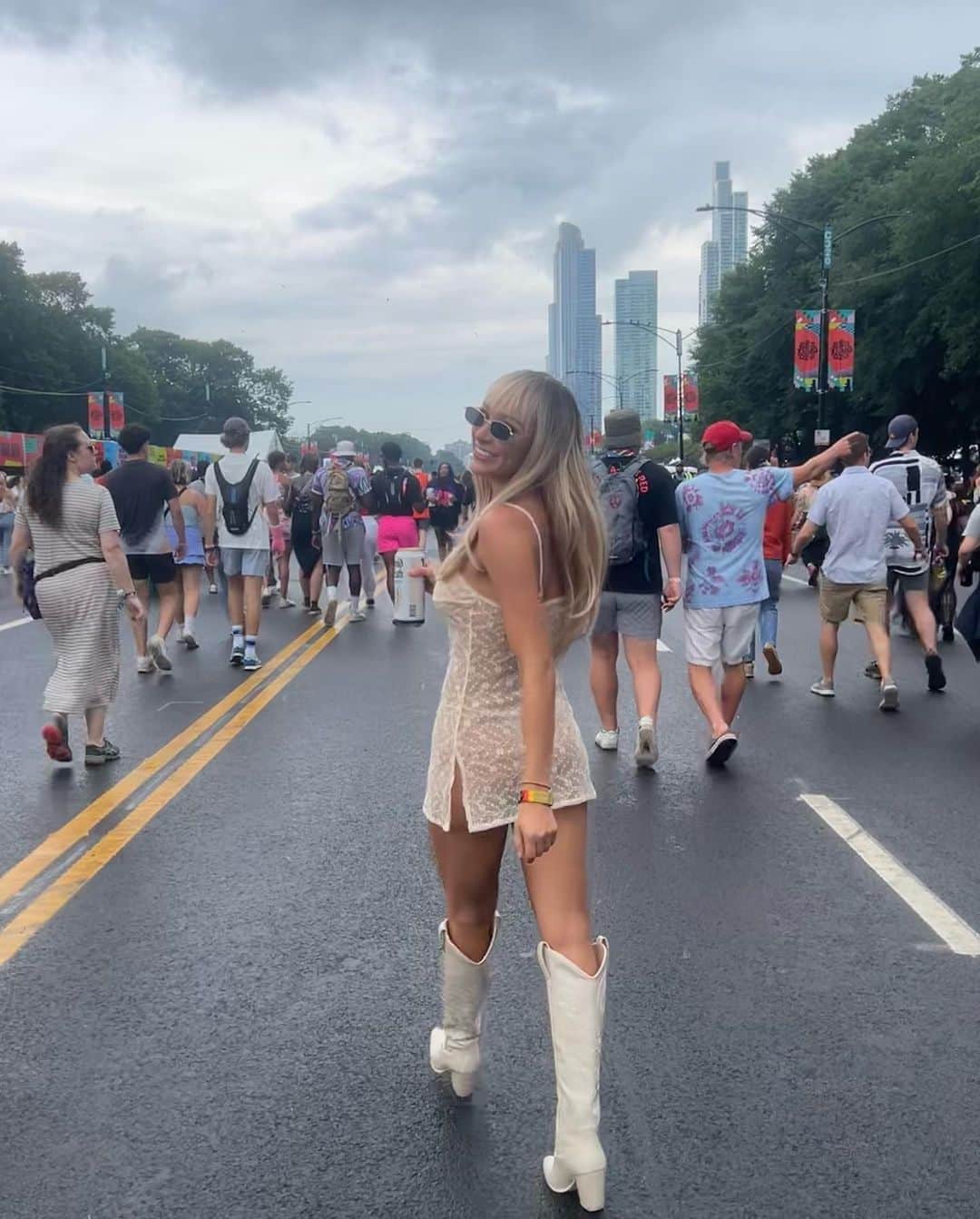 アシュリー・ウィルソンのインスタグラム：「always a good time in chi」