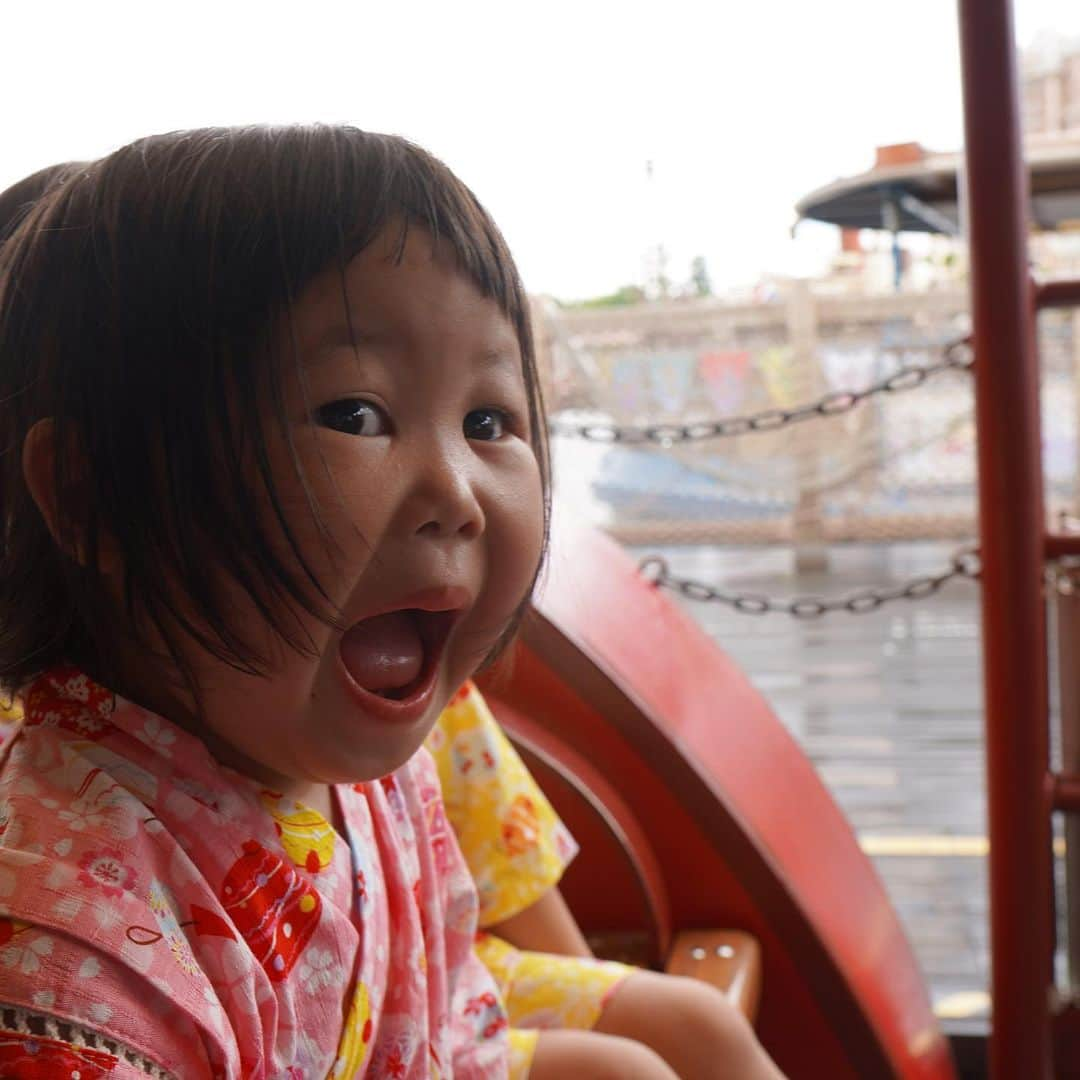 ぽるぽるちゃんさんのインスタグラム写真 - (ぽるぽるちゃんInstagram)「日本最高🥺🥺🥺 ディズニーシー行けた☺️✨  1年に2回もディズニー行けるなんて人生で初かも😳  #夏っぽいコーデで合わせようと聞いていた #ぽる」8月12日 10時23分 - poruporuchan