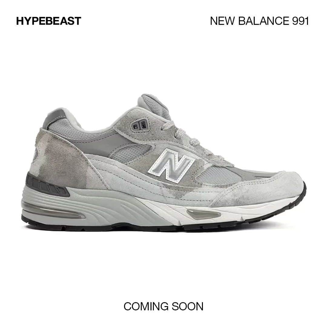 HYPEBEASTさんのインスタグラム写真 - (HYPEBEASTInstagram)「@hypebeastkicks: Looks like @newbalance is set to join the pre-distressed footwear trend with a worn-in pair of classic grey 991s. Made in the UK, the pair features premium suede uppers paired with mesh overlays with hints of distressed panels done up with darker shades seen in various parts of the shoe giving off a more vintage look. Expect these to release soon.⁠ Photo: New Balance」8月12日 2時39分 - hypebeast