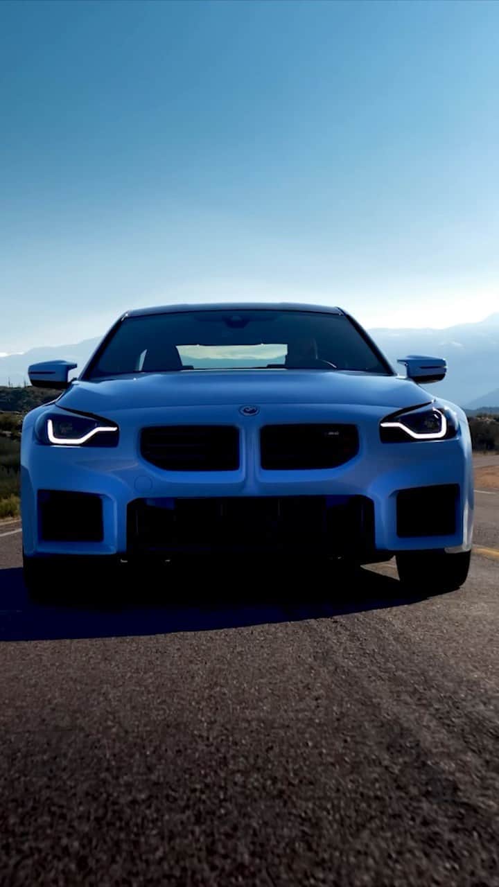 BMWのインスタグラム：「Precision’s grace, conquering the race! 🏁 The BMW M2. #THEM2 #BMWM #M2 #BMW #MPower __ BMW M2: Combined fuel consumption: 10.2–9.6 l/100 km. Combined CO2 emissions: 231–218 g/km. All data according to WLTP. Further info: www.bmw.com/disclaimer」