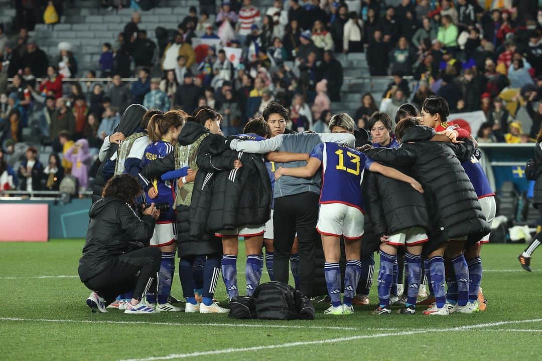 長谷川唯さんのインスタグラム写真 - (長谷川唯Instagram)「🇳🇿  世界一のチームでした。 みんな本当にありがとう。  結果を受け止めて、次へ。  ニュージーランドでホームのような空気、日本コール最高でした。 現地での応援、また日本からの応援ありがとうございました。  ©︎JFA  #なでしこジャパン」8月12日 5時29分 - yui___hasegawa