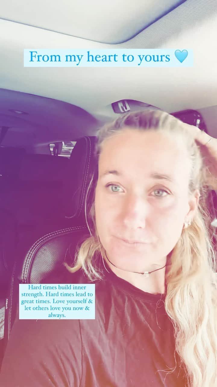 ケリー・ウォルシュ・ジェニングスのインスタグラム：「No matter what the face of our distress is, we always have a choice. My prayer is that we each choose to feed the good 🦋  An old Cherokee is teaching his grandson about life. “A fight is going on inside me,” he said to the boy. “It is a terrible fight and it is between two wolves. One is evil – he is anger, envy, sorrow, regret, greed, arrogance, self-pity, guilt, resentment, inferiority, lies, false pride, superiority, and ego.”    He continued, “The other is good – he is joy, peace, love, hope, serenity, humility, kindness, benevolence, empathy, generosity, truth, compassion, and faith. The same fight is going on inside you – and inside every other person, too.”   The grandson thought about it for a minute and then asked his grandfather, “Which wolf will win?”   The old Cherokee simply replied, “The one you feed.”」