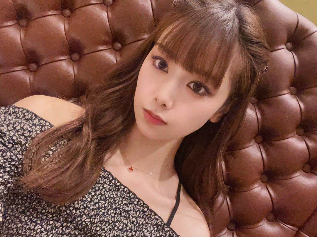 松田リマのインスタグラム：「. 前髪あり、カラコンあり、メイク濃いめ」