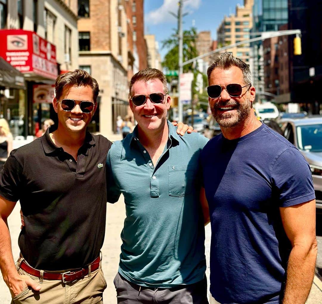 タック・ワトキンスのインスタグラム：「One third of the @boysbandbway」